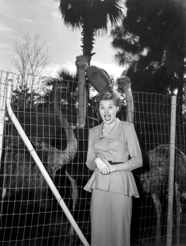 Mari Aldon visits an ostrich farm during "Distant Drums" premiere - Saint Augustine, Florida