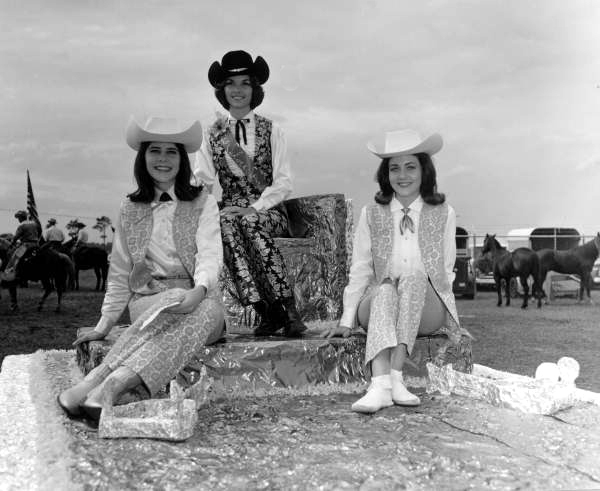 Unidentified cowgirls - Kissimmee, Florida 