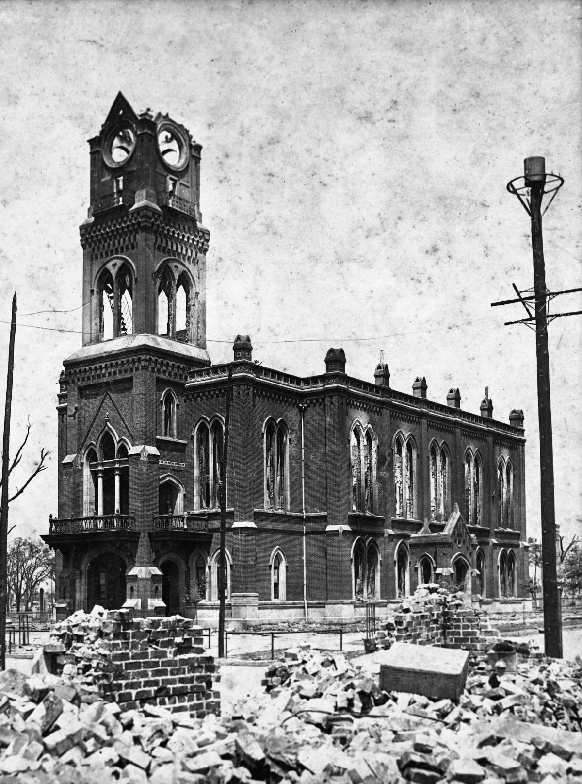 Remains of a county building, after the Fire of 1901 - Jacksonville, Florida