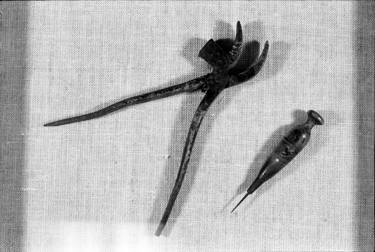 Shoemaking tools