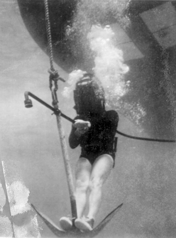 Treasure hunter Art McKee riding the Jolly Roger anchor down to the site of "El Capitana" wreck - Florida Keys, Florida