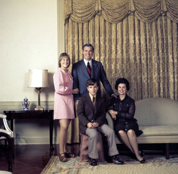 Florida's 37th Governor Reubin Askew and his family pose in the mansion - Tallahassee, Florida