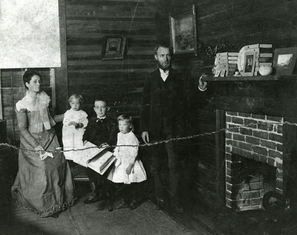 Dr. Francis Bryan Wakefield and family - Apalachicola, Florida