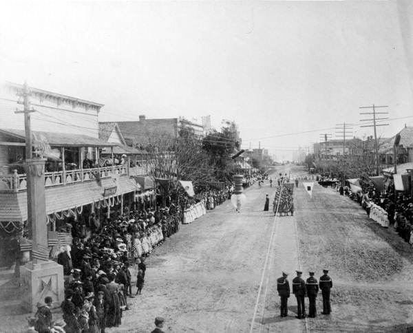 Fair and winter exposition parade on Central Avenue - Saint Petersburg, Florida