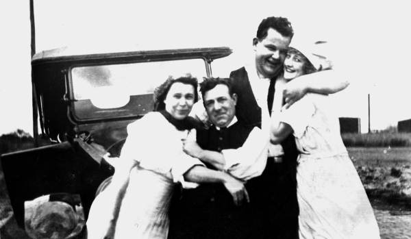Group portrait of actors and actresses in Jacksonville, Florida.