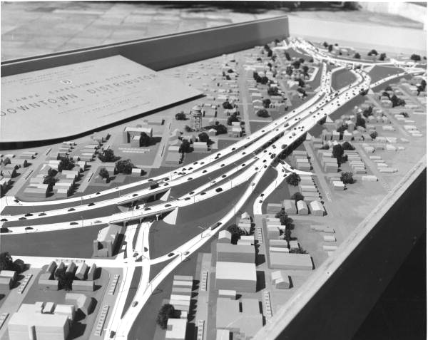 Model of Interstate 4 .