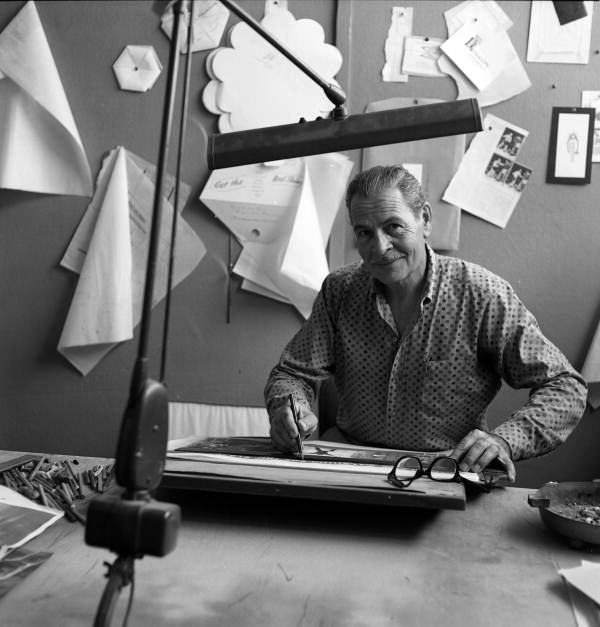 Portrait of artist Stu Rae in Sarasota, Florida.
