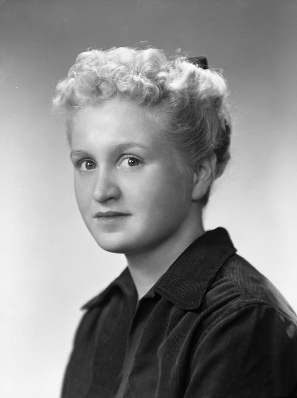 Studio portrait of Joyce Heneman.