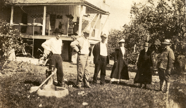 Postcard showing group of Koreshans at unidentified Florida location.