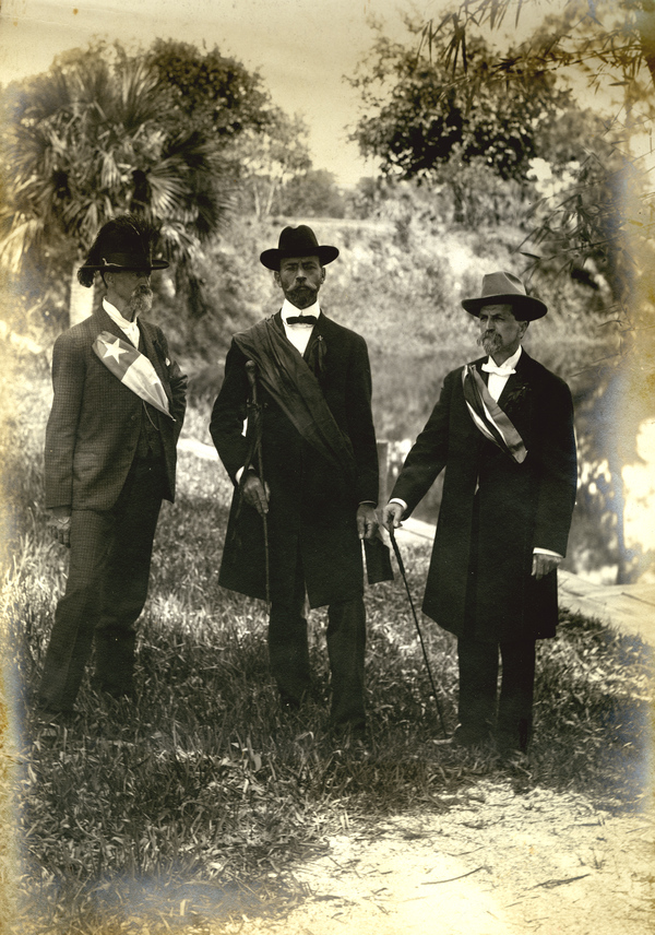 Portrait of Koreshan John Sargent, left, with two unidentified men.
