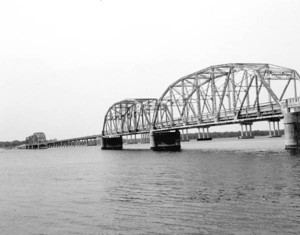 Old simple truss Hathaway Bridge in Panama City.