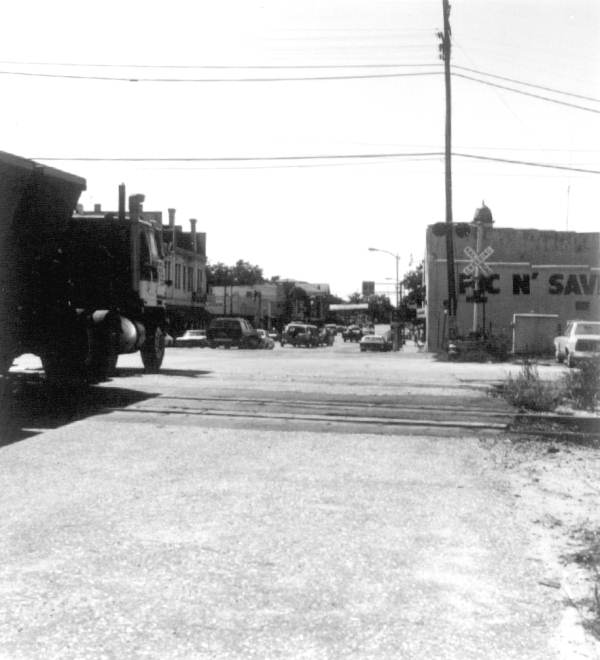 Railroad crossing - Live Oak, Florida