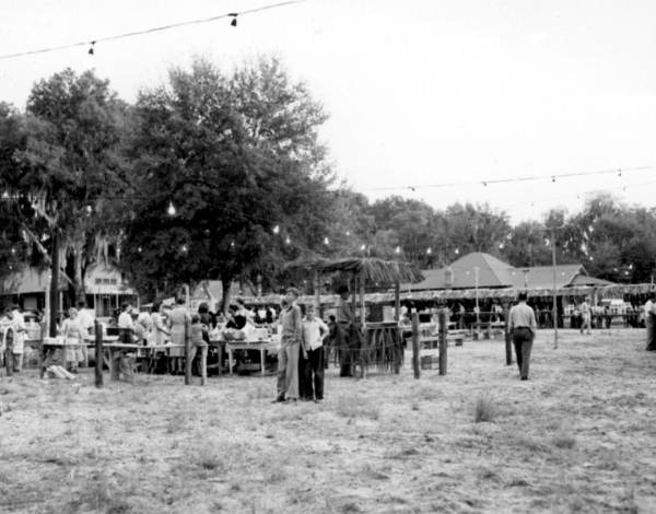 Crowd at carnival - Welaka, Florida.