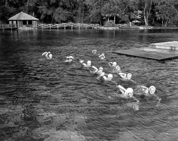 Bahama Belles perform at Rainbow Springs - Dunnellon, Florida .