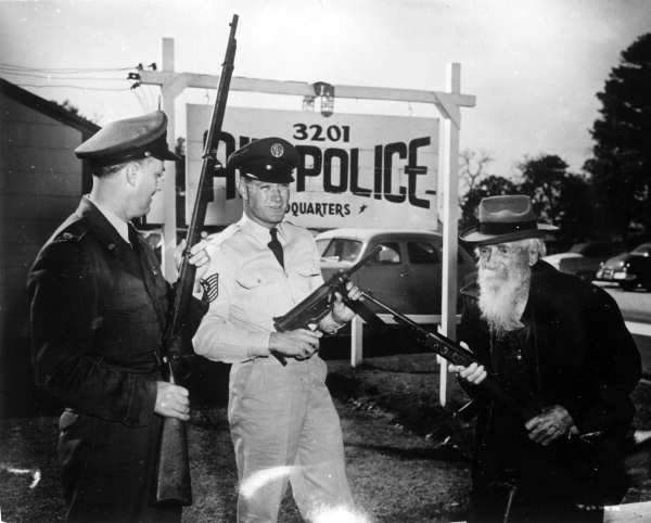 Civil War Veteran Billy Lundy with military police .