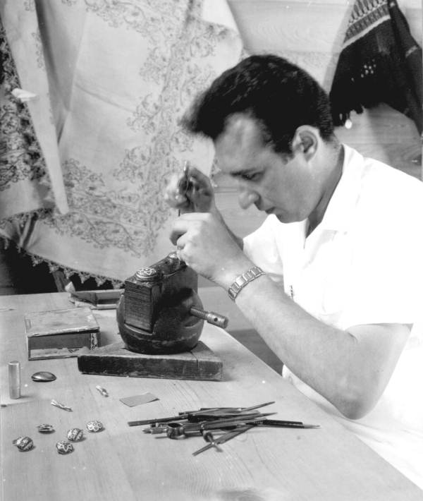 Jeweler at work at the Quadricentennial Festival - Pensacola, Florida