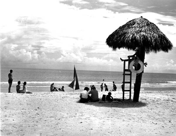 Beach lifeguard tower