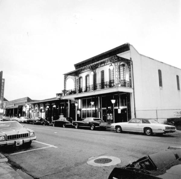 Pensacola street scene at night.