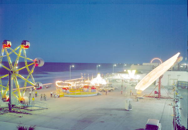 Assortment of carnival rides - Jacksonville, Florida