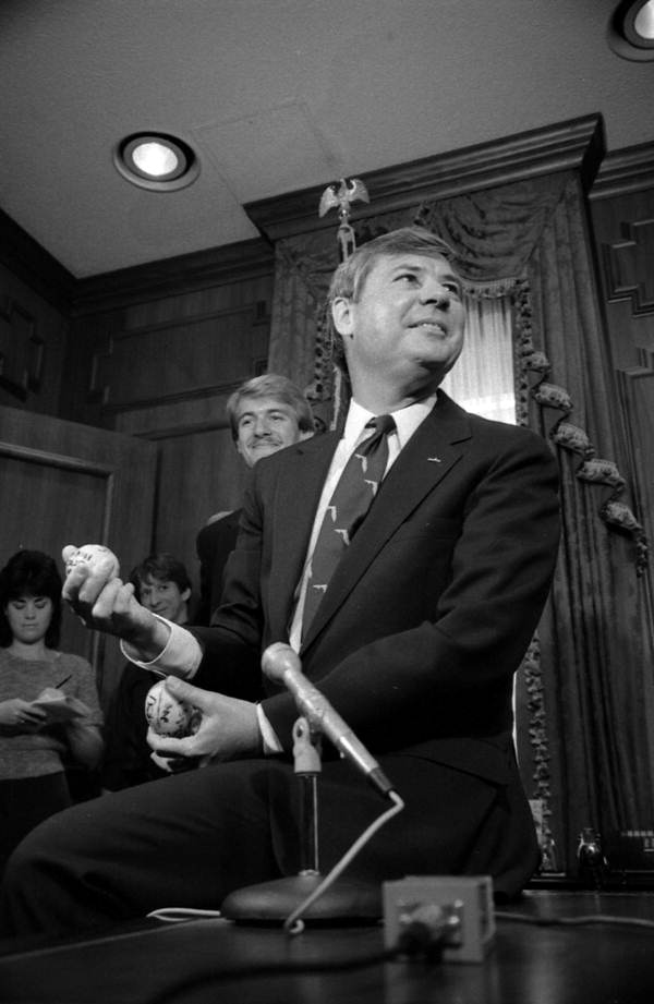 Governor Bob Graham hold one of the protest lemons - Tallahassee, Florida.