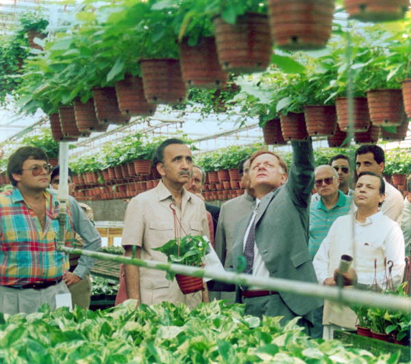 Prime Minister of Pakistan visits Englemann Nurseries - Apopka, Florida