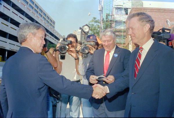 "Buddy" MacKay and Bill Gunter shakes hands - Tallahassee, Florida