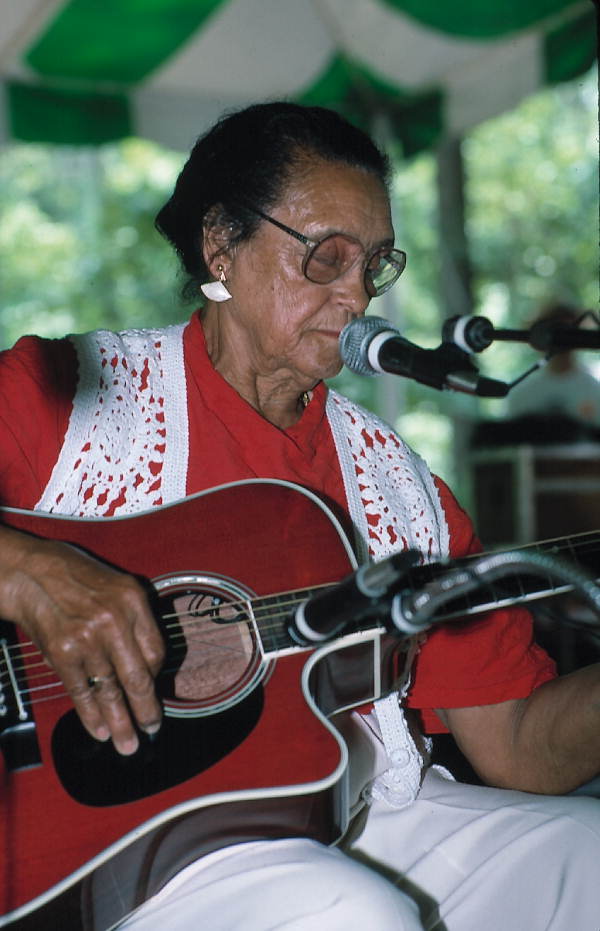 Etta Baker performs on the Old Marble Stage - White Springs, Florida .