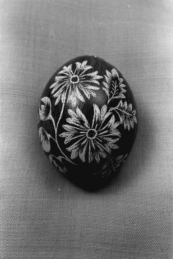 Decorative egg, most likely Ukrainian