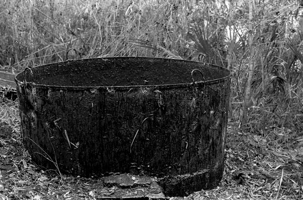 Tar pot belonging to Morris Bryan - San Mateo, Florida.