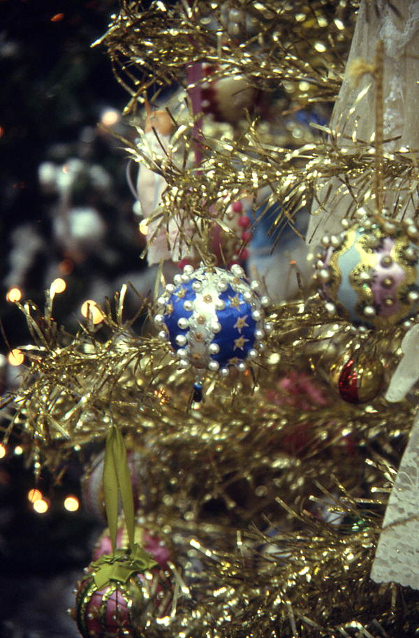 Doll tree designed by Lottie White on display at Festival of Trees - West Palm Beach, Florida.