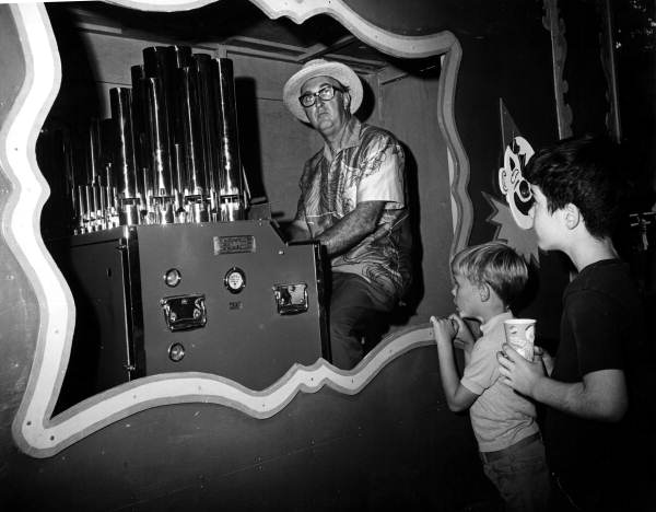 Calliope musician Dr. R. V. Edwards of Miami performing at the 1971 Florida Folk Festival - White Springs, Florida