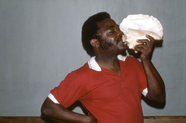 Limone Joseph demonstrating po lambi (shell) playing - Miami, Florida.
