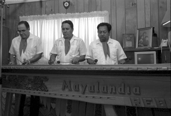 Marimba Mayalandia performs in the Rivera residence - Orlando, Florida.