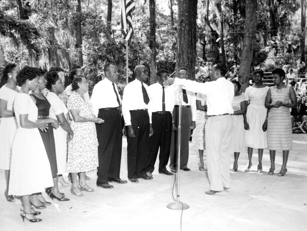 Trinity Methodist Church Choir of Lake City singing- White Springs, Florida