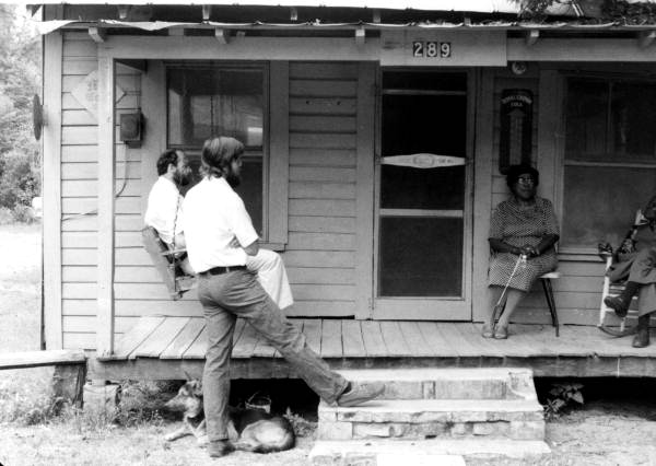 Folklorists Dwight DeVane and Doug Leatherbury talking to 108 year old Ike Ward- Seville, Florida.
