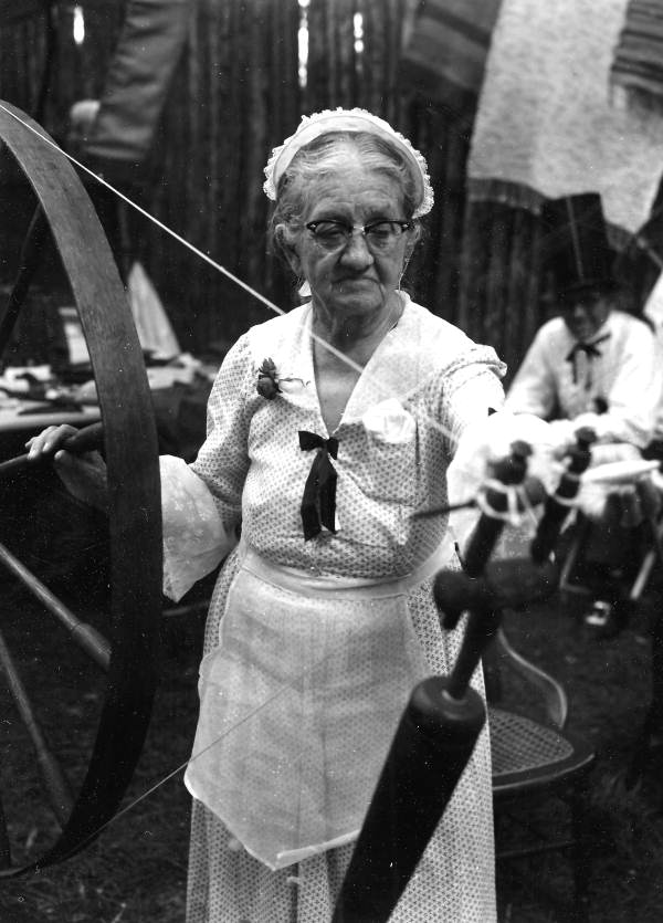 Jessie Coker spinning cotton- White Springs, Florida