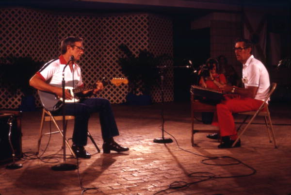 Johnny and Roy Boyd performing at the 1985 Florida Folk Festival - White Springs, Florida