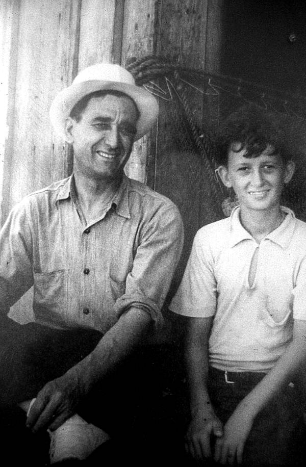 Matias Roland with his son Mat- Jacksonville, Florida.