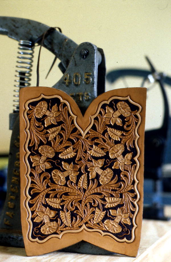 Carved boot top made by Bob Dellis - Okeechobee, Florida