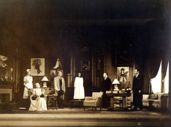 Play performed by the Winter Haven Community Playhouse