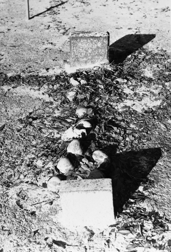 Grave decorated with sea shells at Macedoni Cemetery - Baker County, Florida