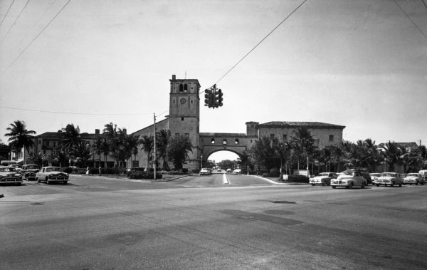Douglas entrance into Coral Gables, Florida