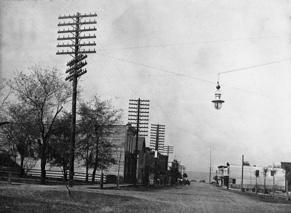 Magnolia Street looking to Lake Eustis - Eustis, Florida