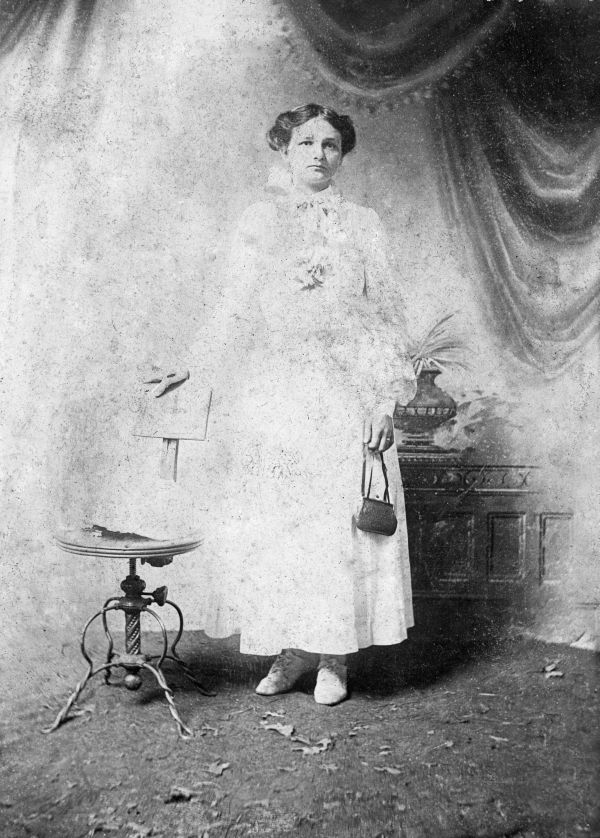 Lilla Talulah Bazzell's wedding photo
