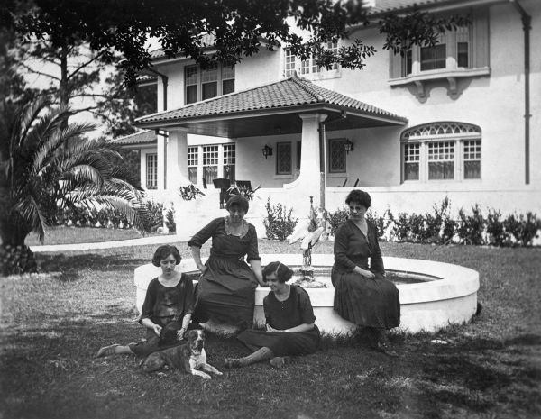 Women and dog posed before Dickerson home - Jacksonville, Florida.