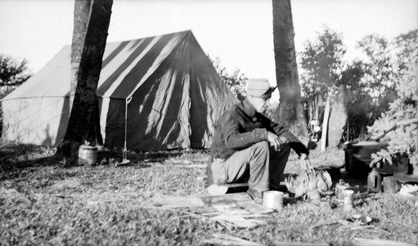 Preparing to eat poultry at the campsite - Kissimmee, Florida
