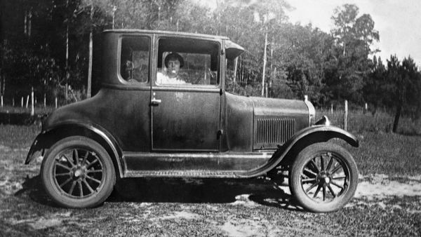 Blanche Bilinski in her Ford automobile - Lamont, Florida