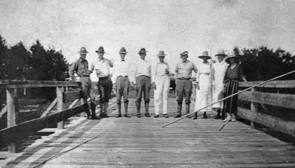 Picnickers at Fisheating Creek - Glades County, Florida