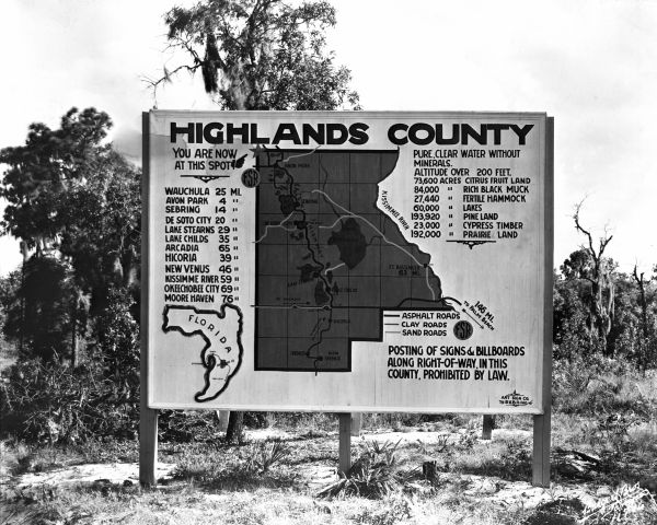 Roadside sign with information on Highlands County, Florida