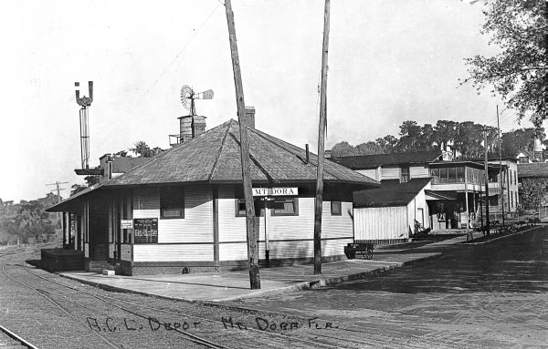 ACL railroad depot - Mount Dora, Florida